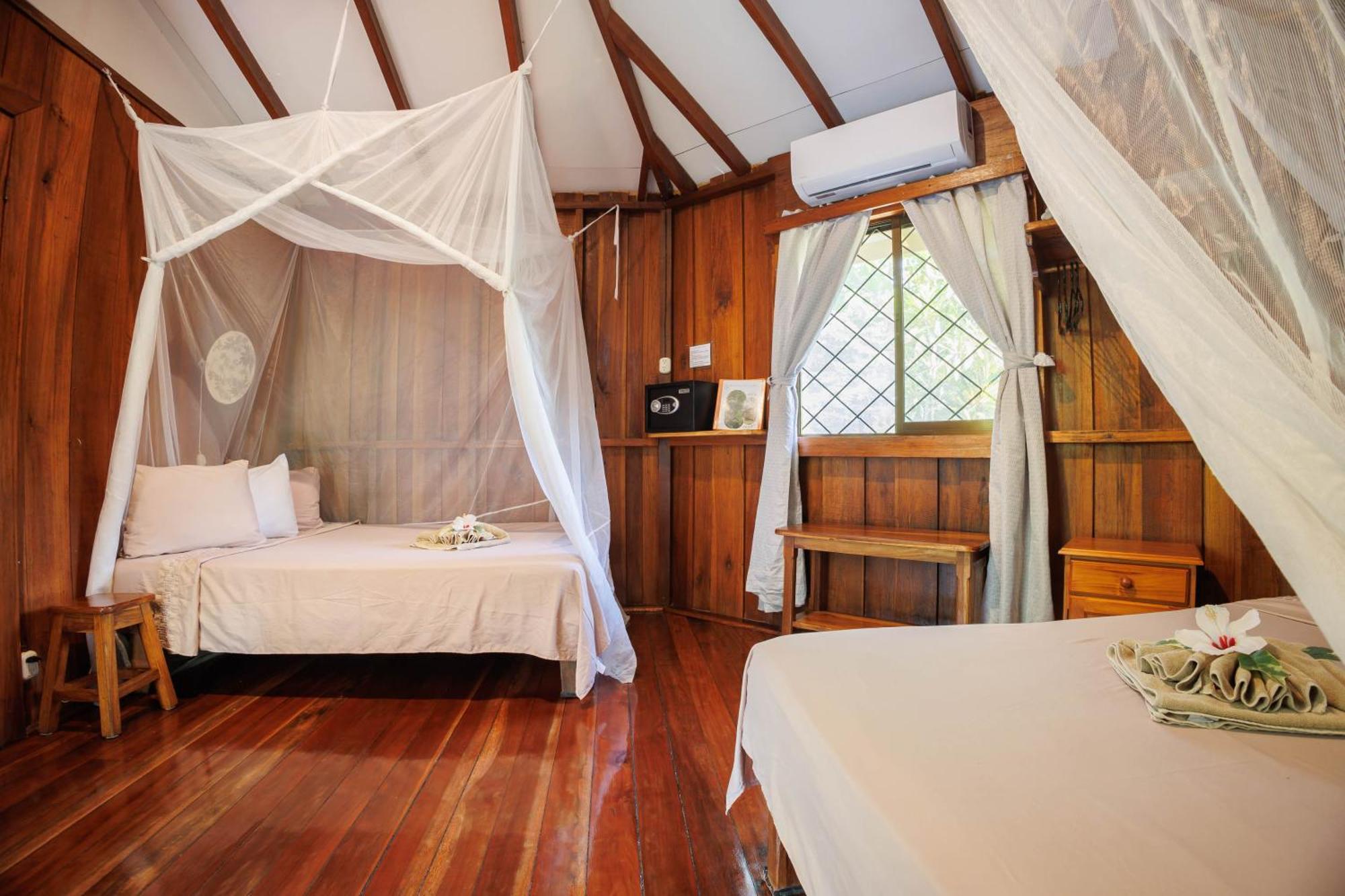 Bungalows Ache Cahuita Luaran gambar