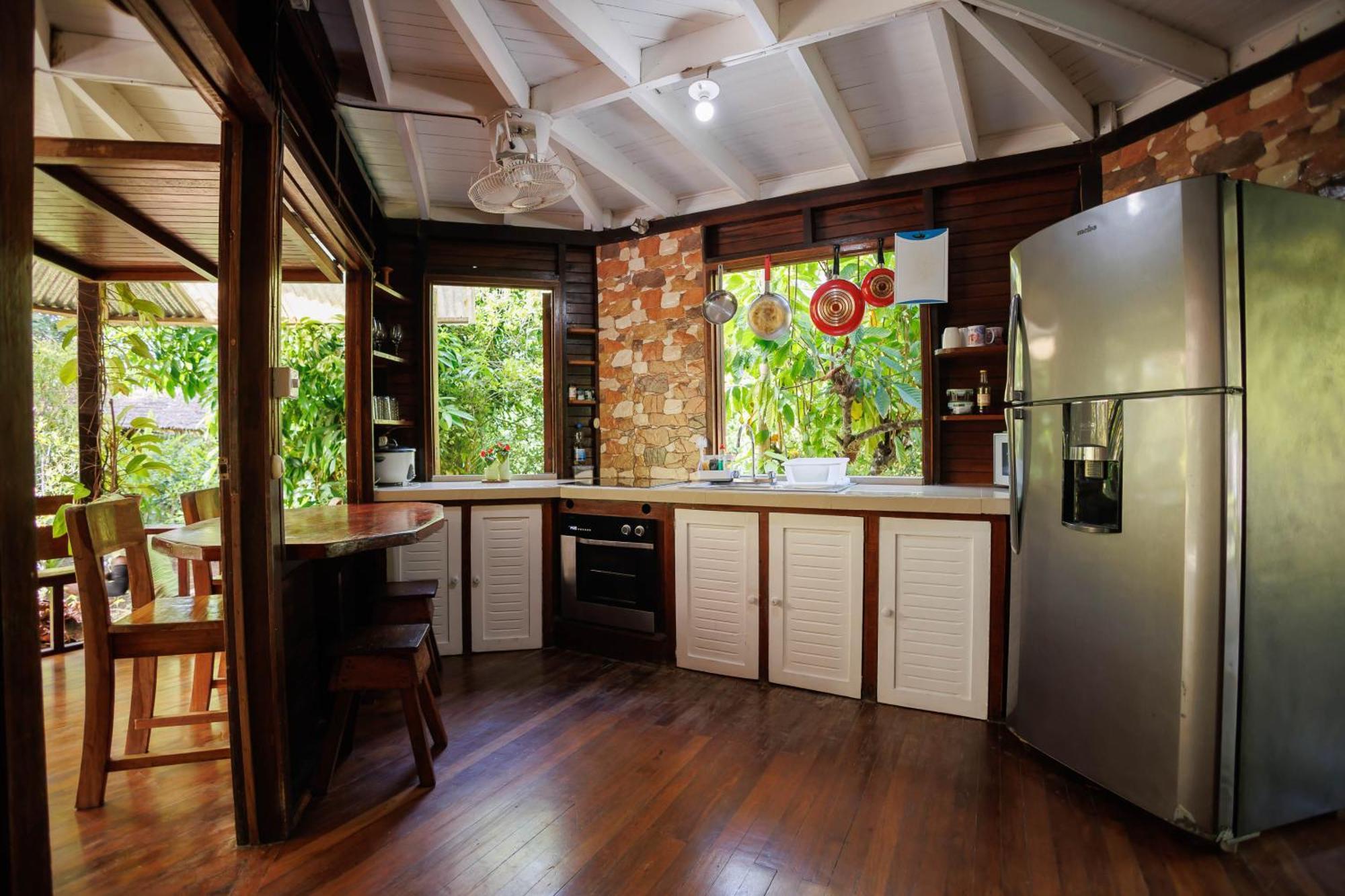 Bungalows Ache Cahuita Luaran gambar