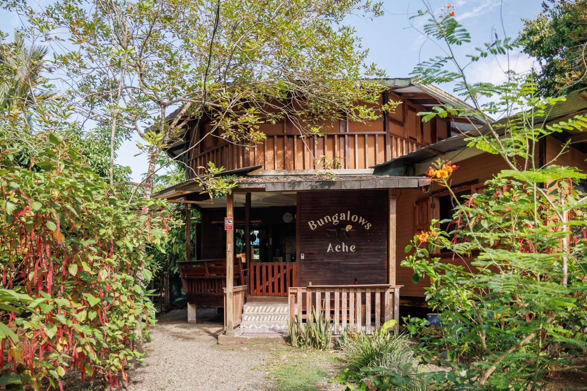 Bungalows Ache Cahuita Luaran gambar